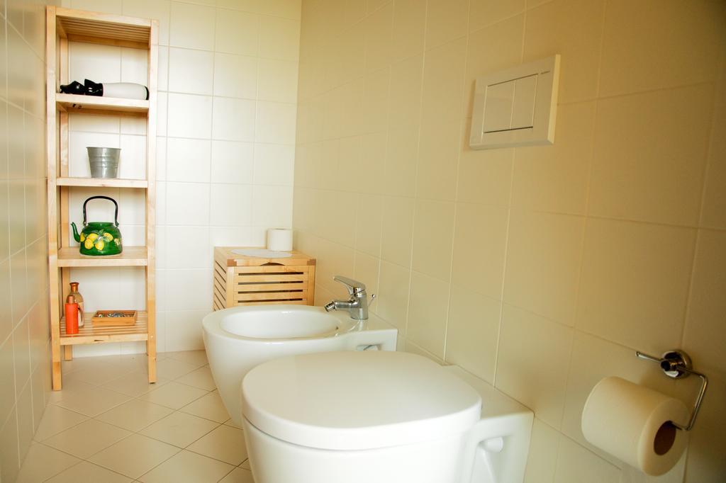 Bed and Breakfast Cascina Delle Mele Виттуоне Экстерьер фото