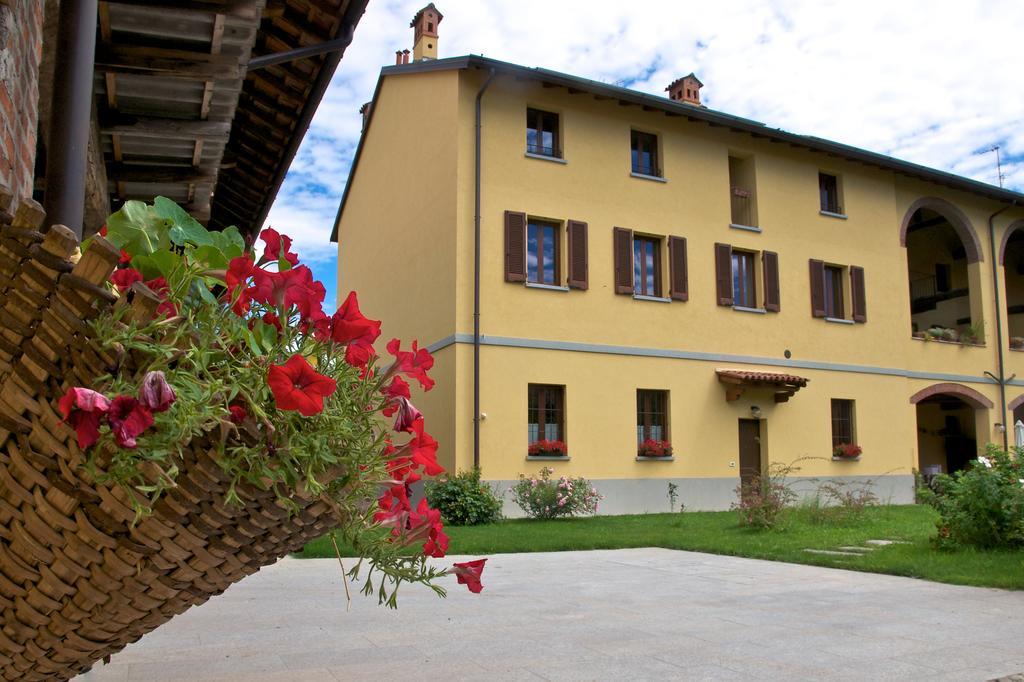 Bed and Breakfast Cascina Delle Mele Виттуоне Экстерьер фото